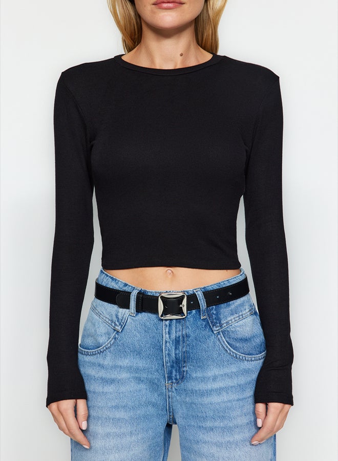 trendyol Black Premium Soft Fabric Viscose Crew Neck Crop Flexible Knitted Blouse - Image 4
