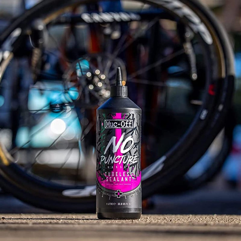 Muc Off Muc-Off No Puncture Hassle Tubeless Tire Sealant - 1 Liter - Image 4