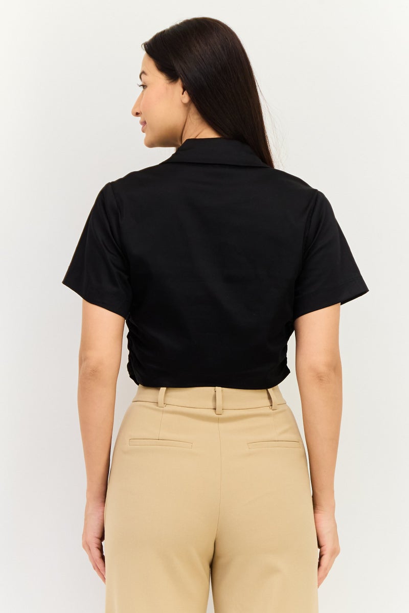 FOREVER 21 بلوزة نسائية بأكمام قصيرة وياقة مفتوحة، سوداء - Image 4