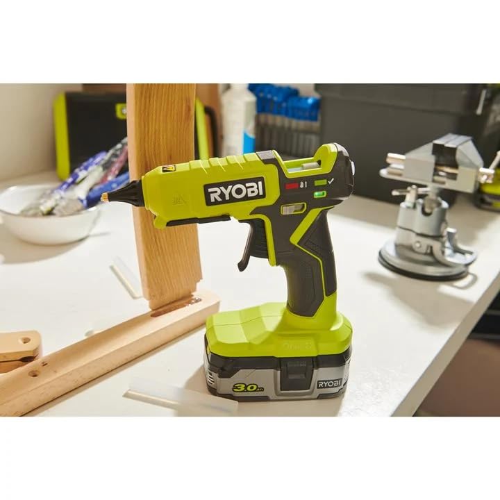 RYOBI ONE+ 18V Cordless Dual Temperature Glue Gun (Tool Only) with Tips - Image 4