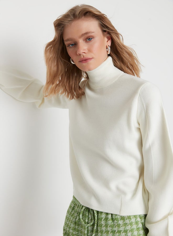 trendyol Ecru Basic Turtleneck Knitwear Sweater - Image 2