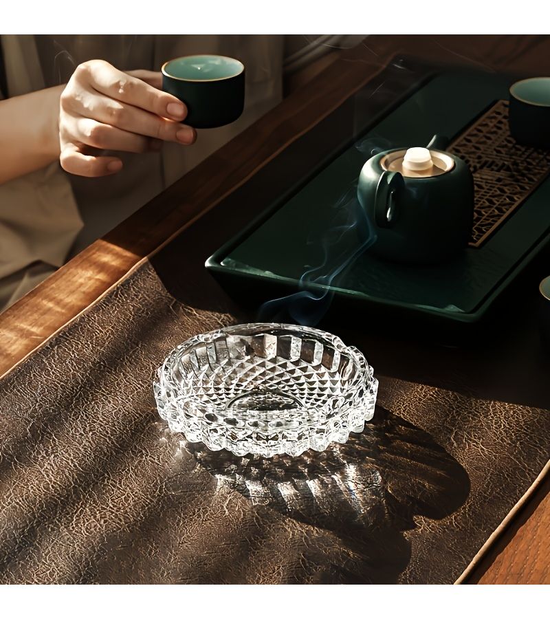 Sturdy Crystal Ashtray Modern Portable Circular 2 Sizes A 1PC For Home Restaurant Office Bar - Image 1