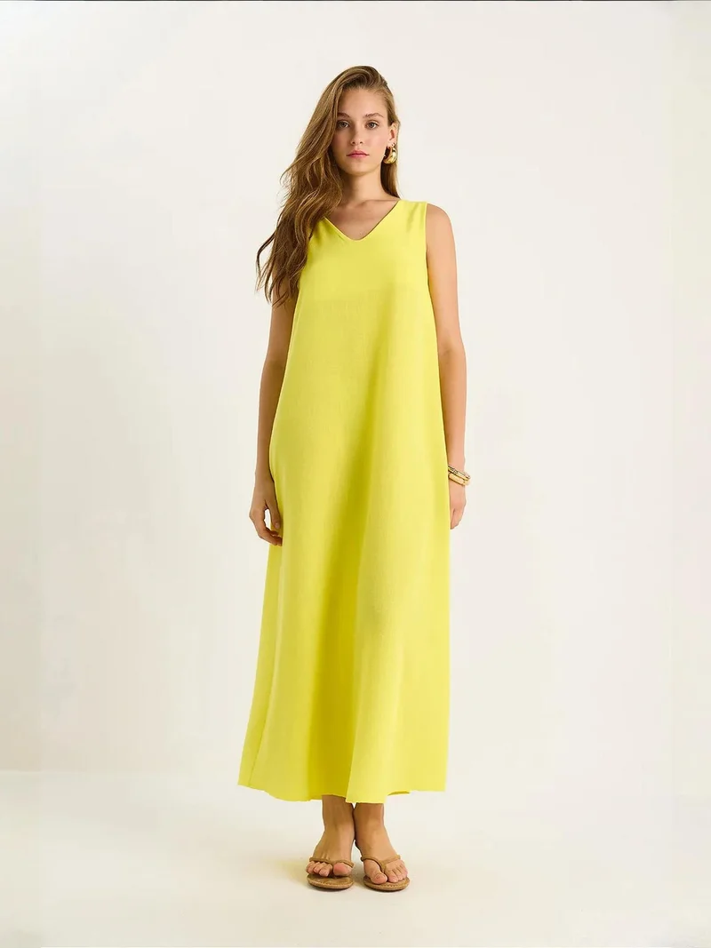 Bianco Lucci LUCCI V-Neck Maxi Dress