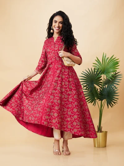 جلو باص Women Red Floral Printed Mandarin Collar A-Line Kurta