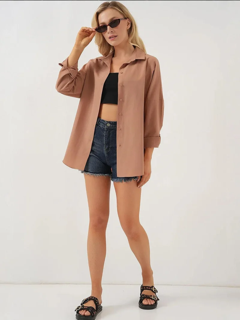 بيغ دارت قميص بأزرار وأكمام طويلة فضفاض من