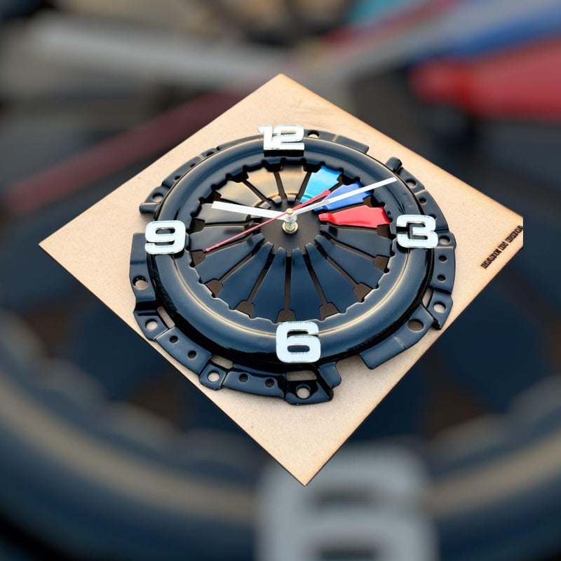 THE BLACK TECH THE BLACK TECH Classic Metal Analog Wall Clock for Elegant Home Decor Office School Gym Shop and Gifting Limited Edition 