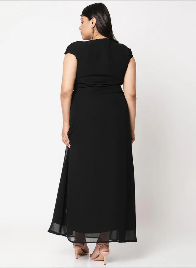 ميش Solid V-Neck Maxi Dress with Embroidered Waist Detail by Styli
