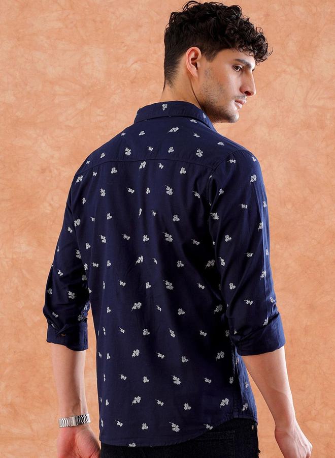 تايك تو قميص كاجوال رجالي أزرق بقصة عادية وطبعة زهور من هارد سودا - Image 4
