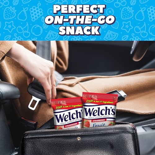 Welch's Welchs Strawberry Fruit Snacks, 5-Ounce (Pack of 12) - Image 3