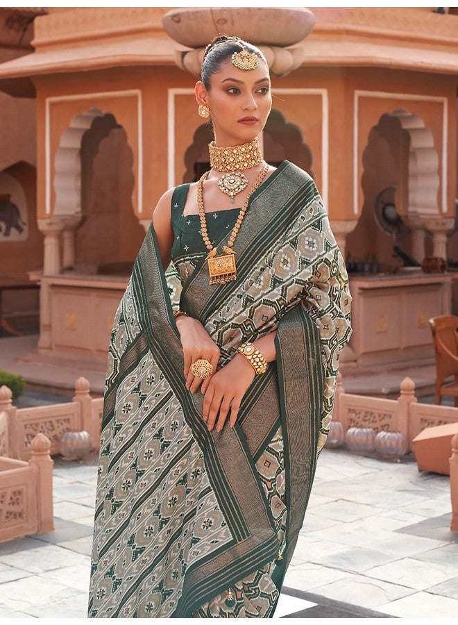 saree mall ساري مول ساري حرير إكات باتولا للنساء مع قطعة بلوزة غير مخيطة (رمادي_SMRTHYA578_RW) - Image 3