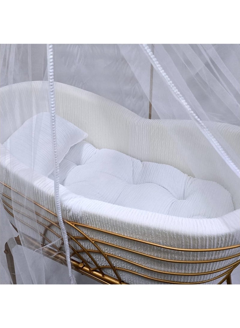 Baby Bed for Newborns in a Ship Shape Watani