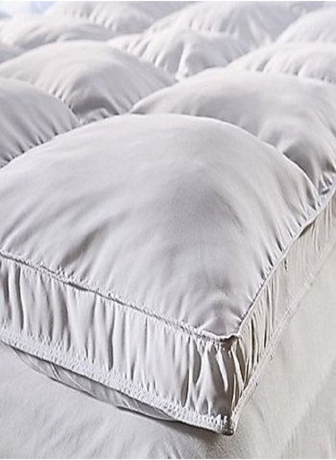 House One - Package | Comfort Mattress Topper 14 cm and 2 Hotel Pillows - Image 1
