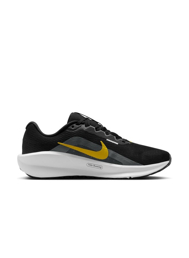 Nike Downshifter 13 - Image 1