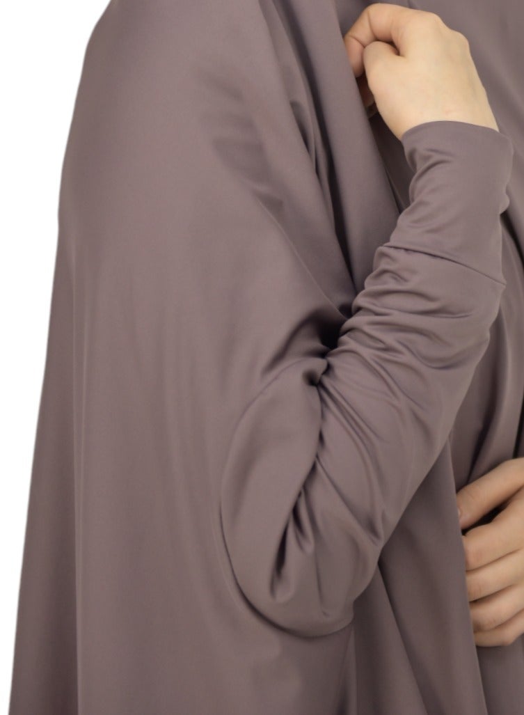 اسدال صلاة نسائي من قطعتين حجاب وتنورة بالاكمام - طقم صلاة  قطعتين بالاكمام - طقم ملابس الصلاة بالاكمام .