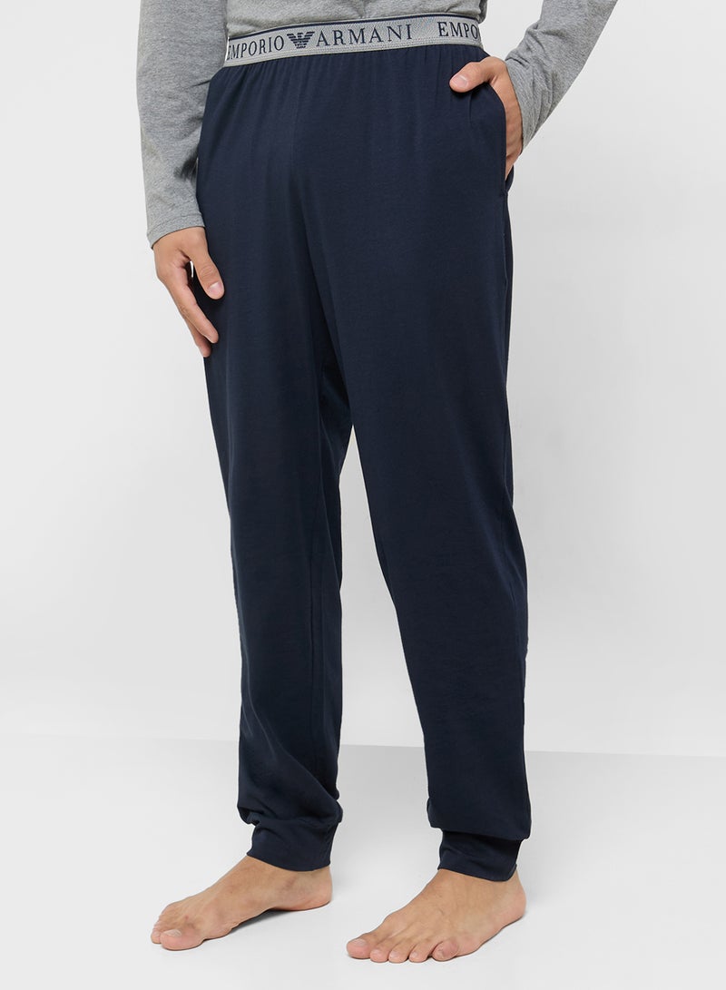 امبوريو ارماني طقم بيجامة وتيشيرت بياقة دائرية كاجوال - Image 4