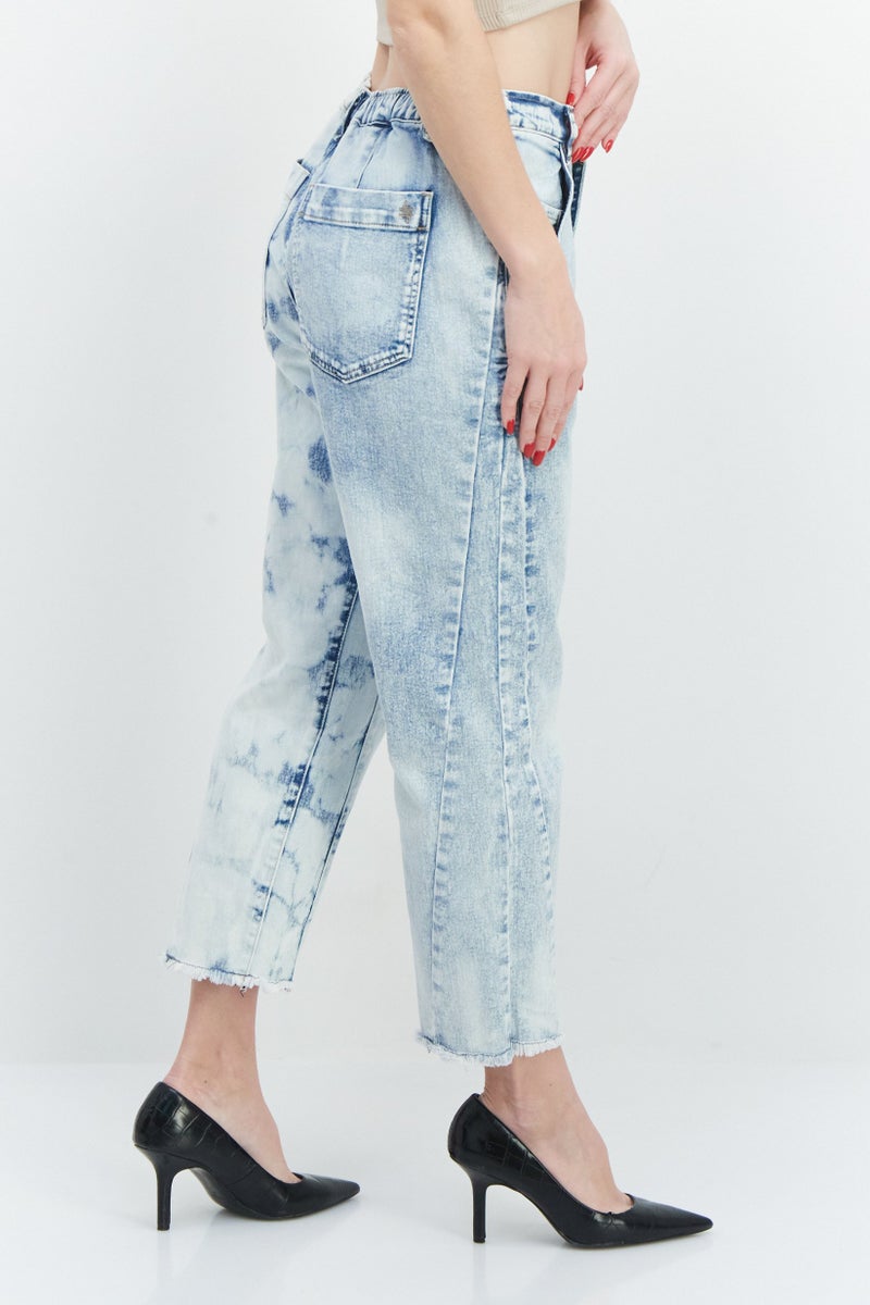 Frayed Jeans Women Regular Fit Washed Stretchable Cropped Jeans, Light Blue - Image 4