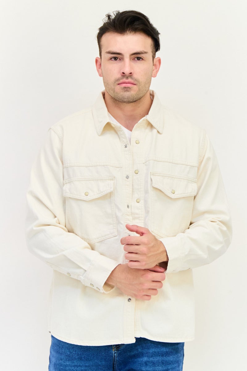 Celio قميص جينز رجالي بأكمام طويلة وقصة عادية، أبيض فاتح - Image 1
