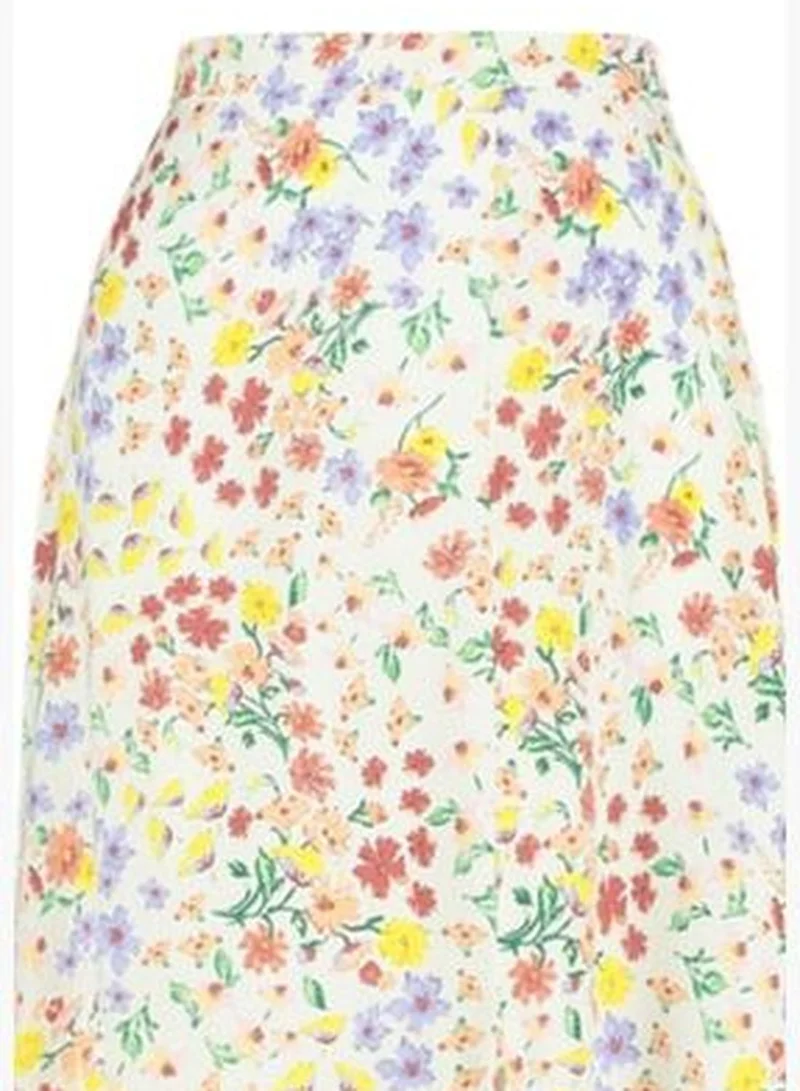 trendyol Woven Ecru Midi Skirt with a Slit Detail and Floral Pattern TWOSS20ET0230