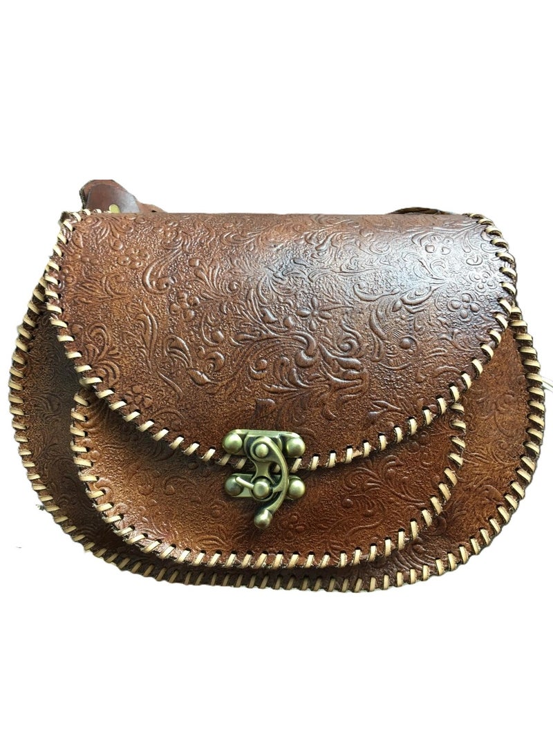 Handmade genuine leather crossbody bag, large size Leather clasp Puff pocket Clasp closure 3 zippers Strap handle Velvet lining inside Egyptian handcrafted 30*30 - Image 1