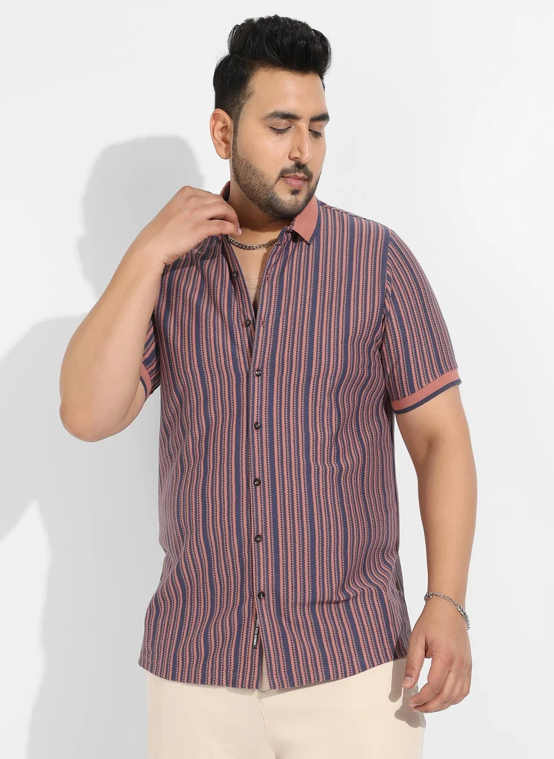 انستافاب بلس قميص رجالي محبوك بلون بني وأزرق متباين من إنستافاب بلس