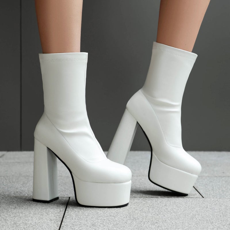 Wish Winter Thick-Soled High-Heeled Women'S Shoes 40-48 Plus Size Street-Style Low-Barrel Short Boots - Image 4