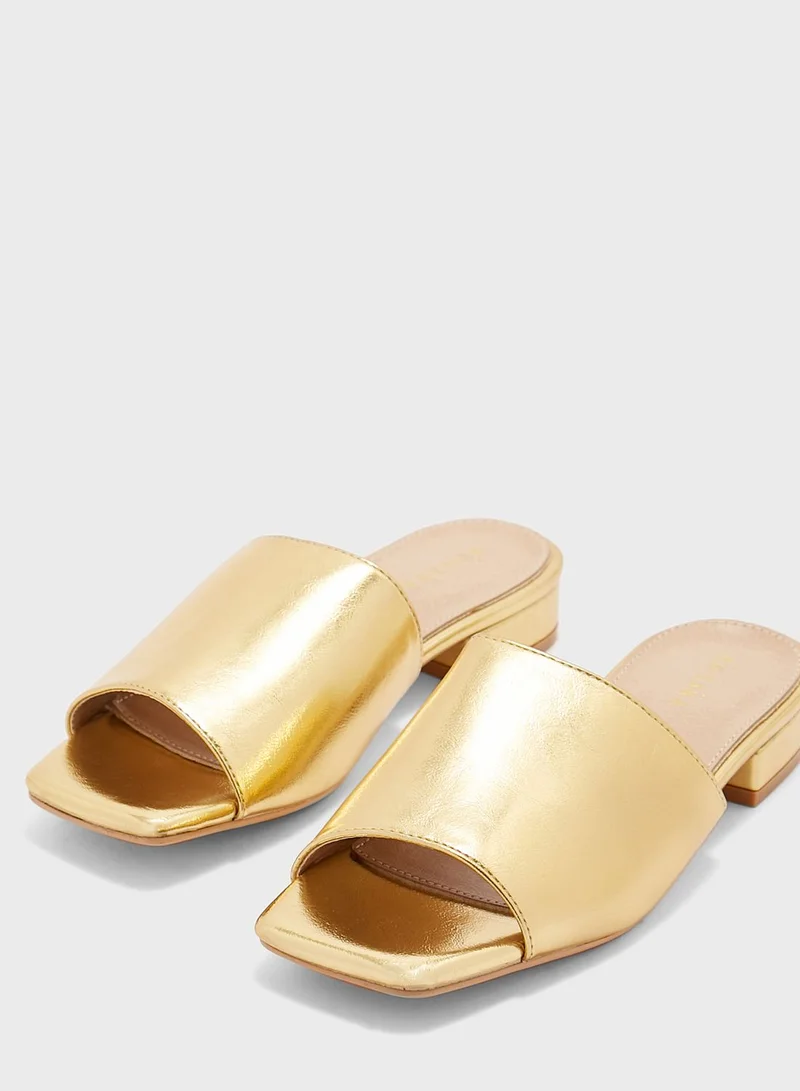 Khizana Metallic Square Toe Sandal