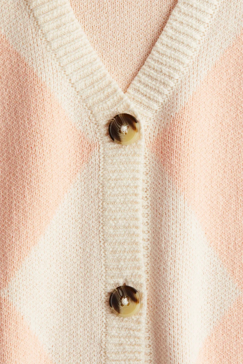 اتش اند ام كارديجان بياقة على شكل حرف