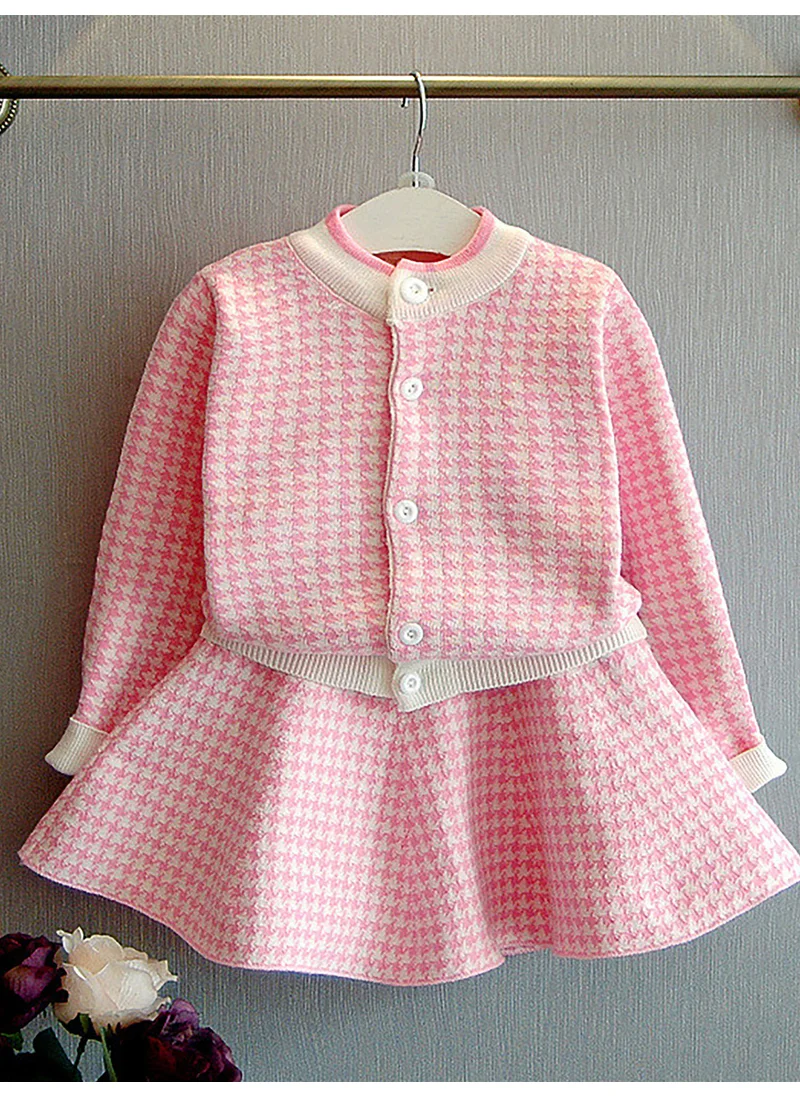 LITTLE SURPRISE BOX Pink Houndstooth 2 pcs Cardigan & skirt Winterwear set for Girls-3-4Y