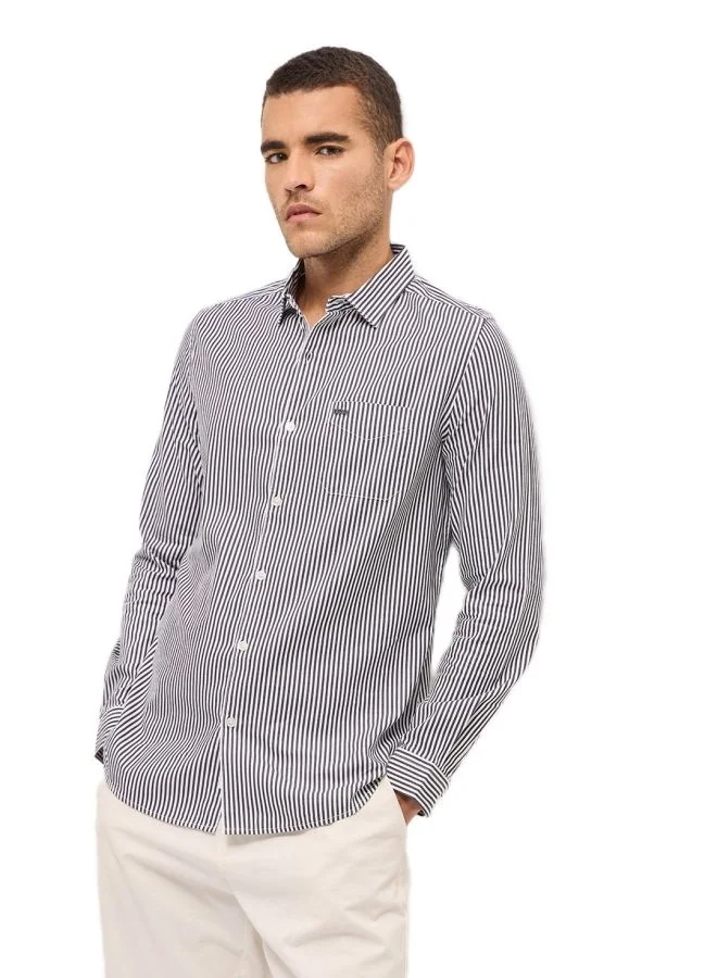 ذا بير هاوس قميص رجالي كلاسيكي متعدد الاستخدامات