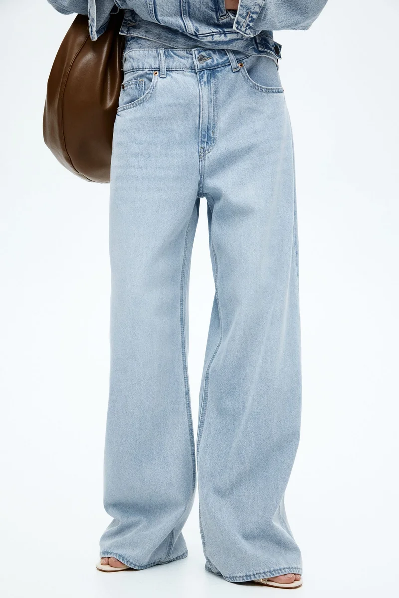 اتش اند ام جينز بخصر عالي وقصّة واسعة