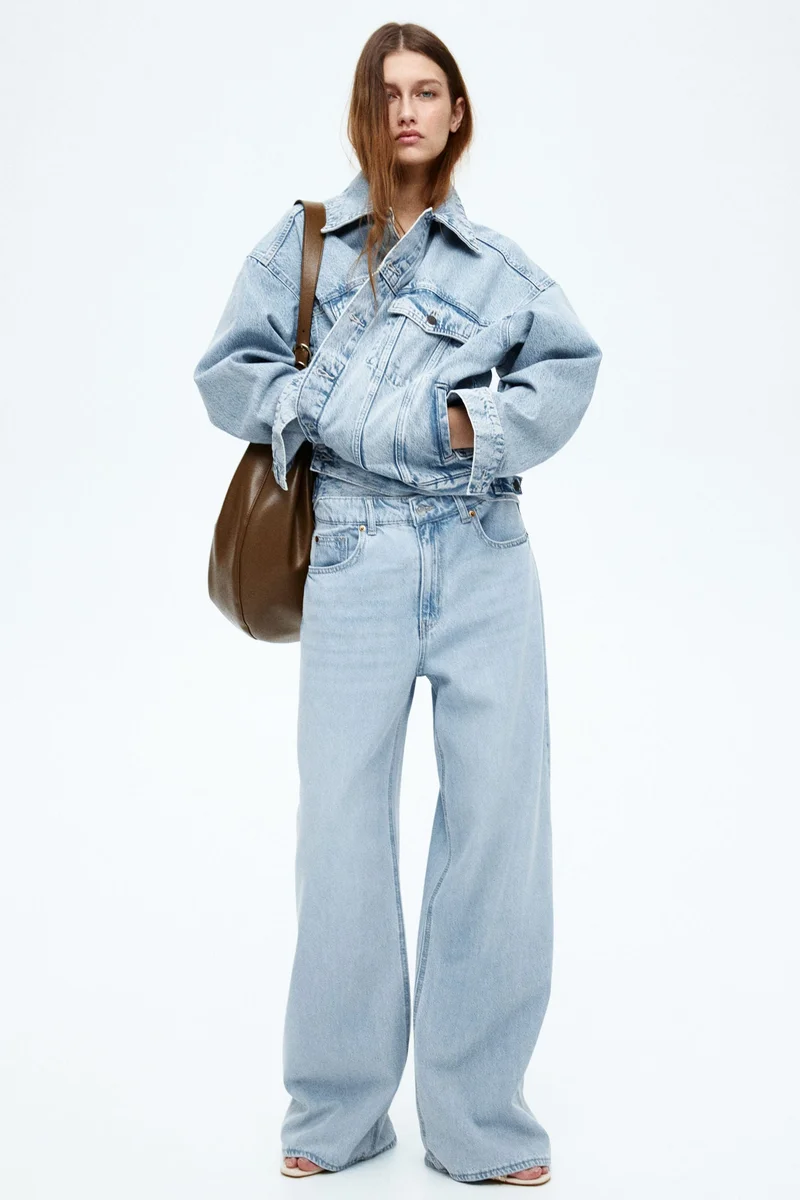 اتش اند ام جينز بخصر عالي وقصّة واسعة