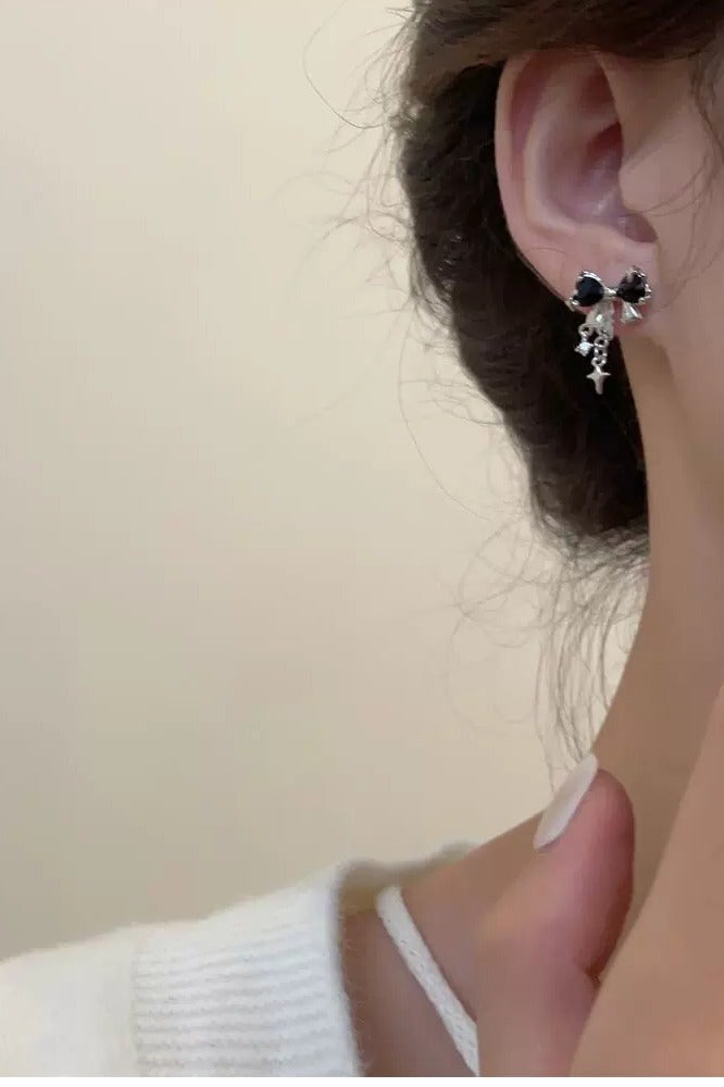 جلوسكي Korean  Japanese Style Black erfly Stud Earrings – Minimalist Chic Lightweight Luxury Ear Jewelry - Image 5