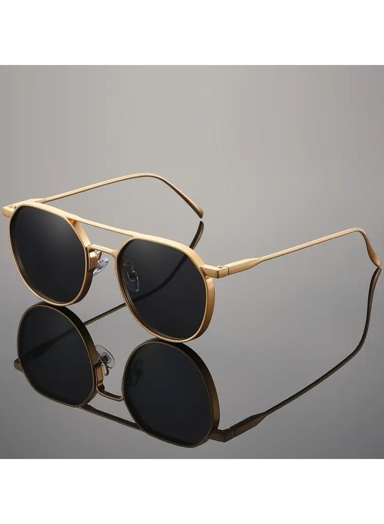 كوالتي نظارات عصرية كلاسيكية دائرية - حماية، إطار وعدسات ذهبية اللون - Image 2