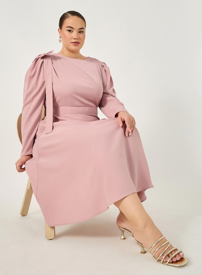 Styli Plus Size Shoulder Bow Detail A-Line Midi Dress  - Image 1