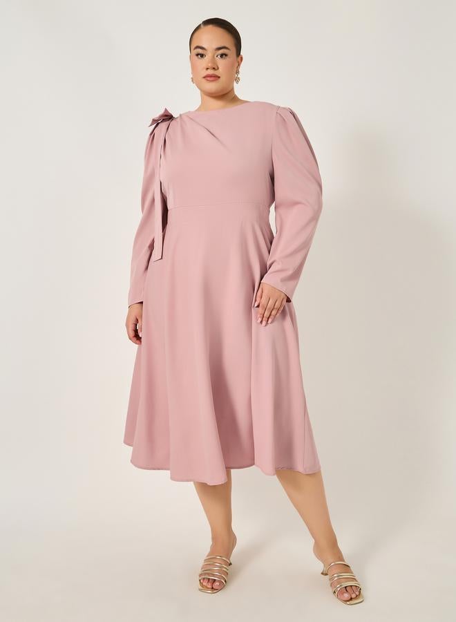 Styli Plus Size Shoulder Bow Detail A-Line Midi Dress  - Image 3
