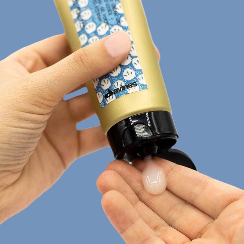 Davines This is a Strong Hold Cream Gel, Create Structure And Definition, For Quick-Drying And Residue-Free Workable Styling, 4.22 Fl. Oz. - Image 3