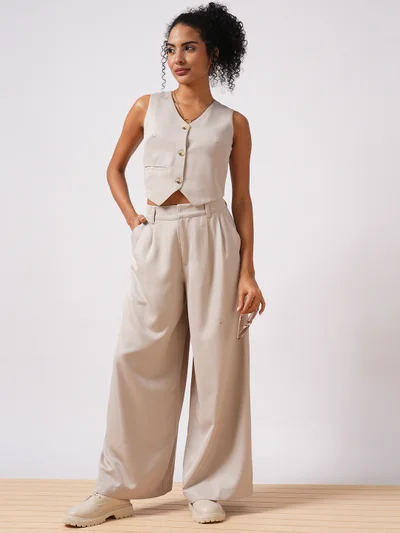 جلو باص Women V-Neck Sleeveless Top With Trouser