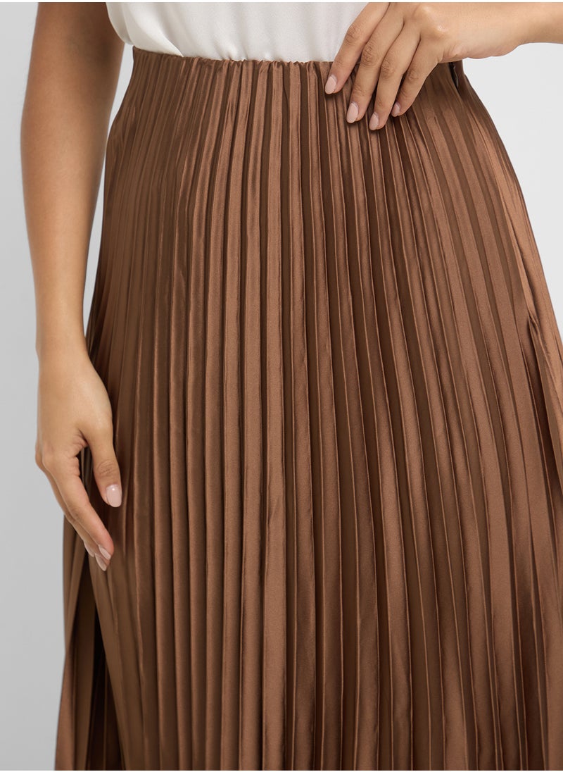 ELLA Pleated Skirt  - Image 3