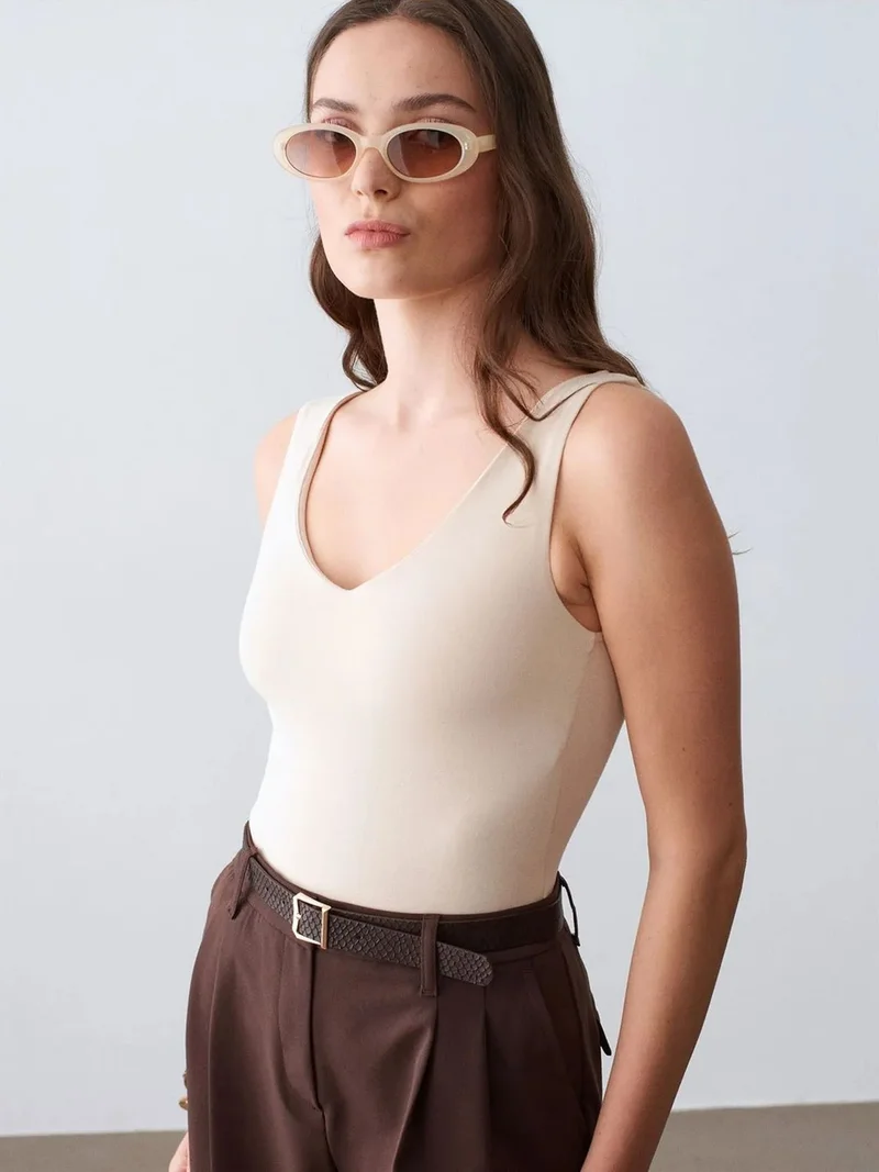ديلفين DILVIN Women's Sleeveless V-neck Slim-fit Blouse