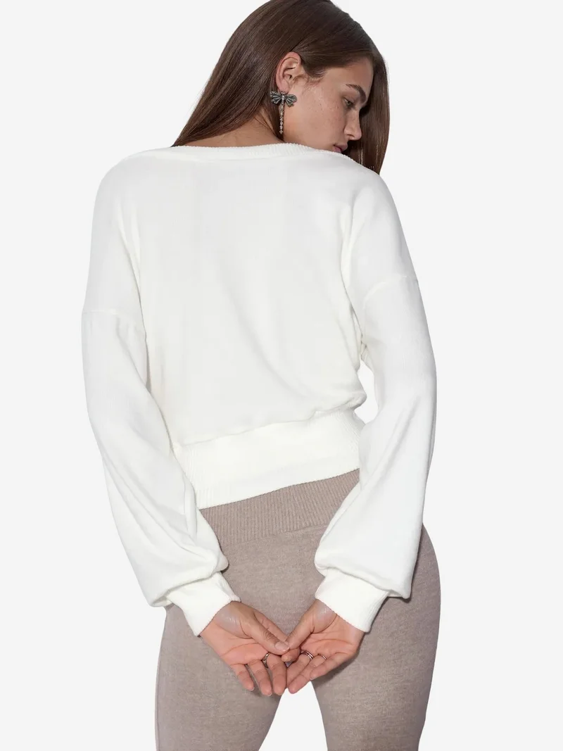 بوسيم BUSEM Women's Crop V-neck Sweatshirt
