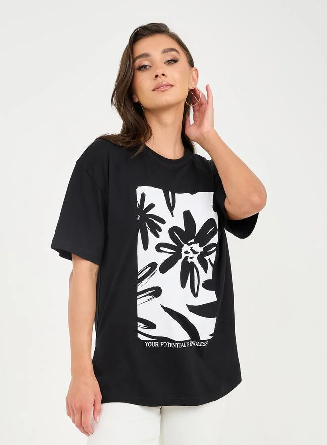 Styli Oversized Contrast Floral Graphic Print Longline T-Shirt