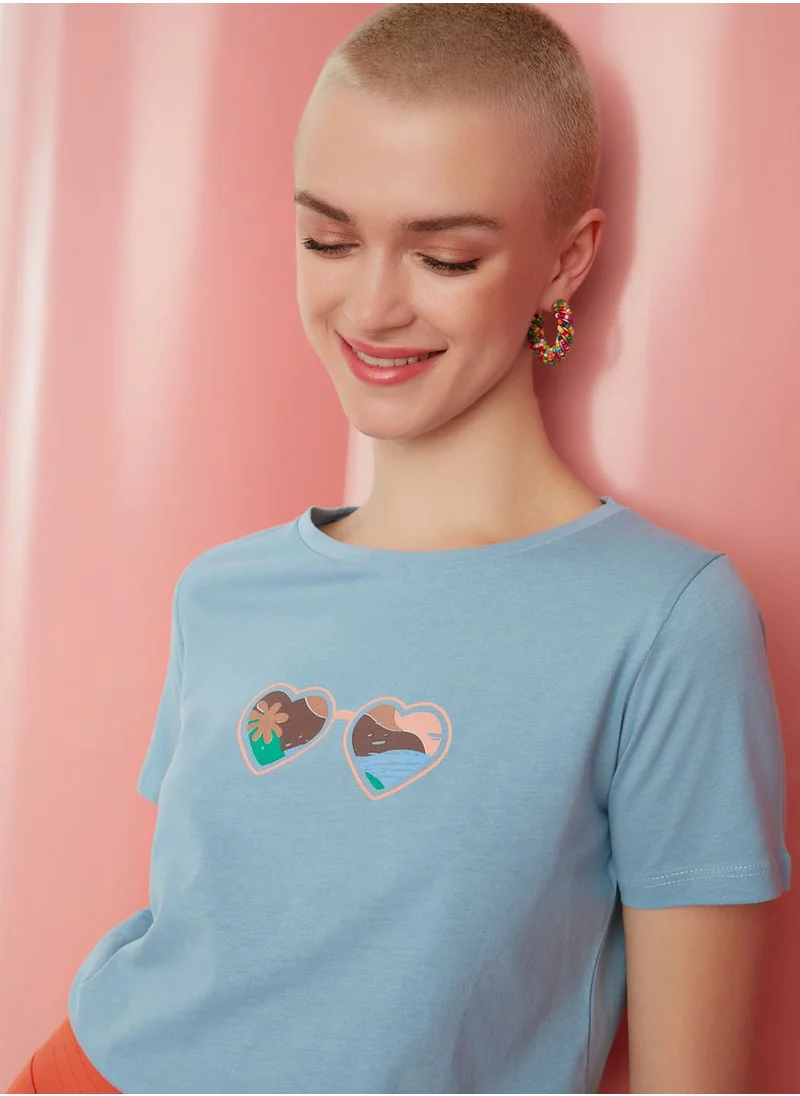 trendyol Round Neck Graphic T-Shirt