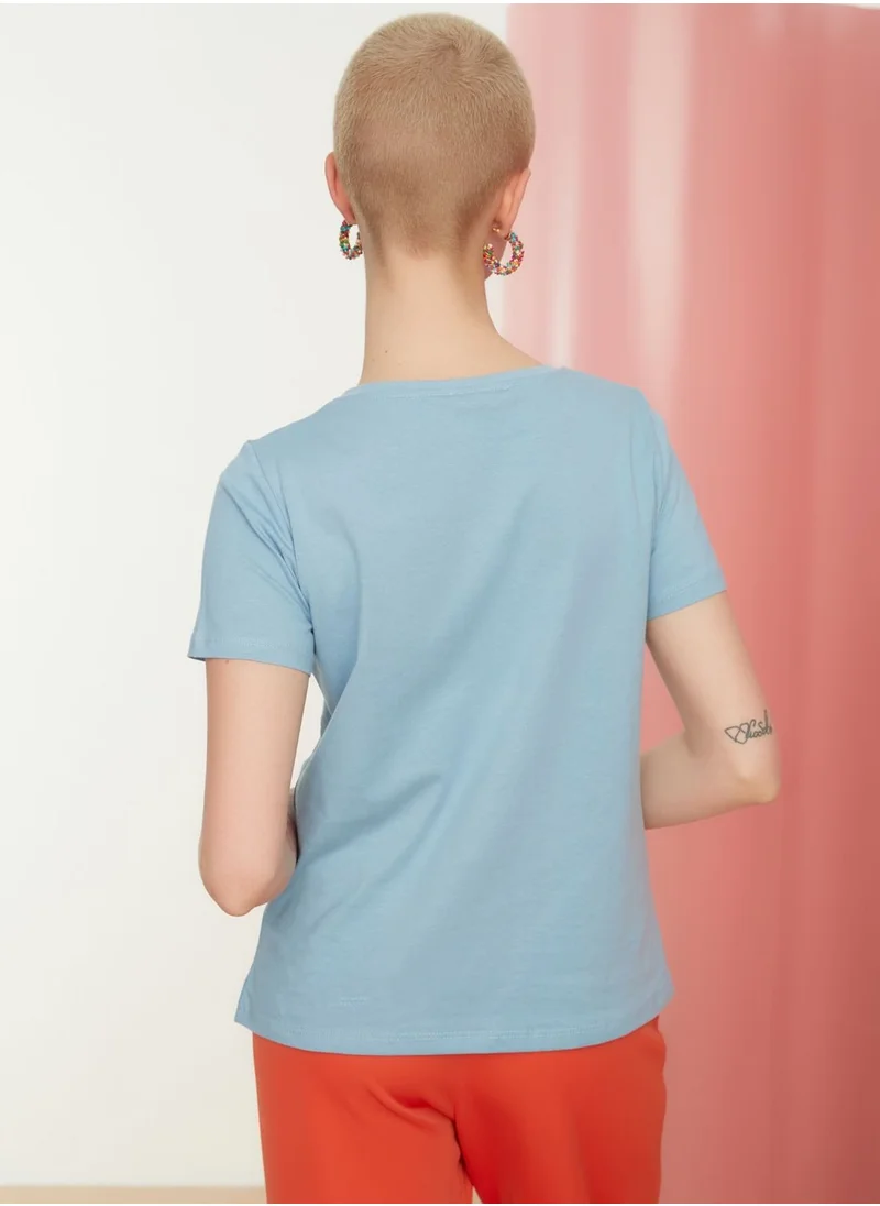 trendyol Round Neck Graphic T-Shirt
