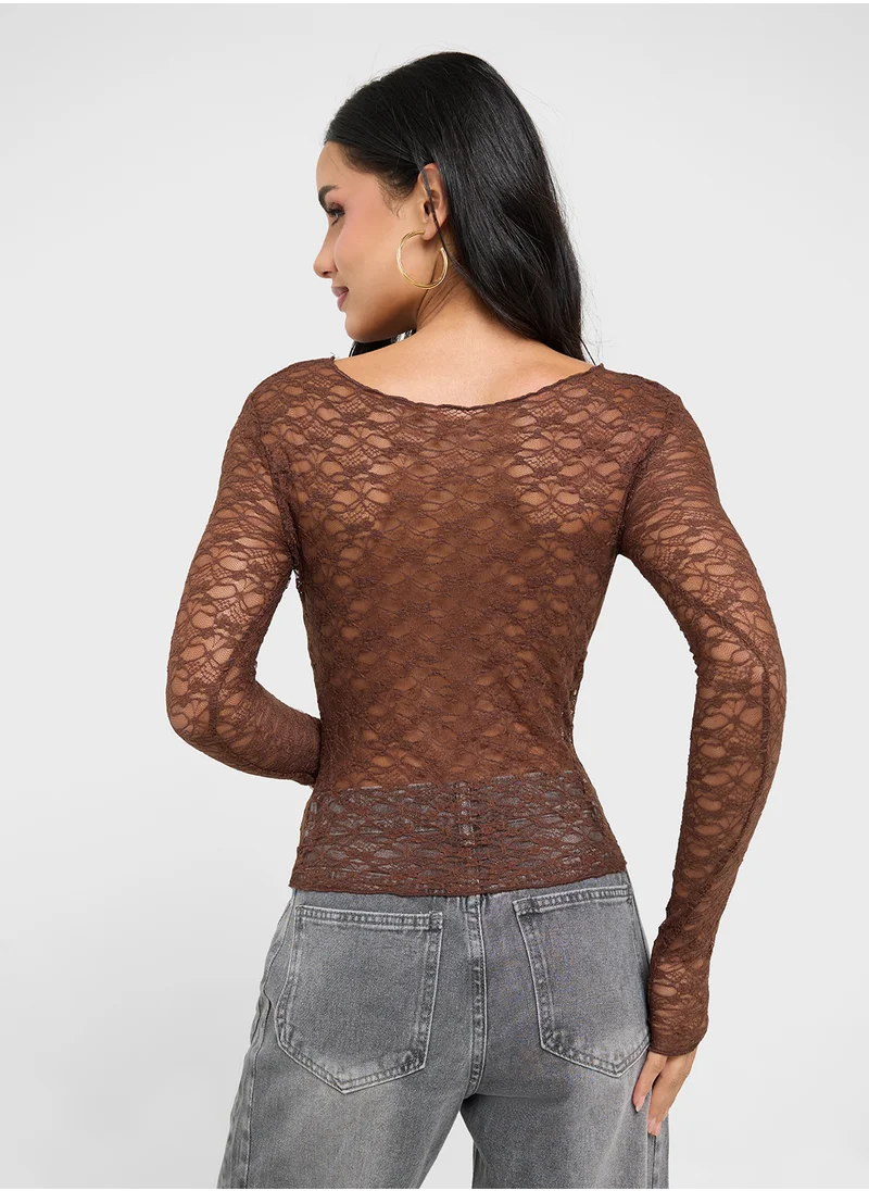 جينجر Lace Fitted Top