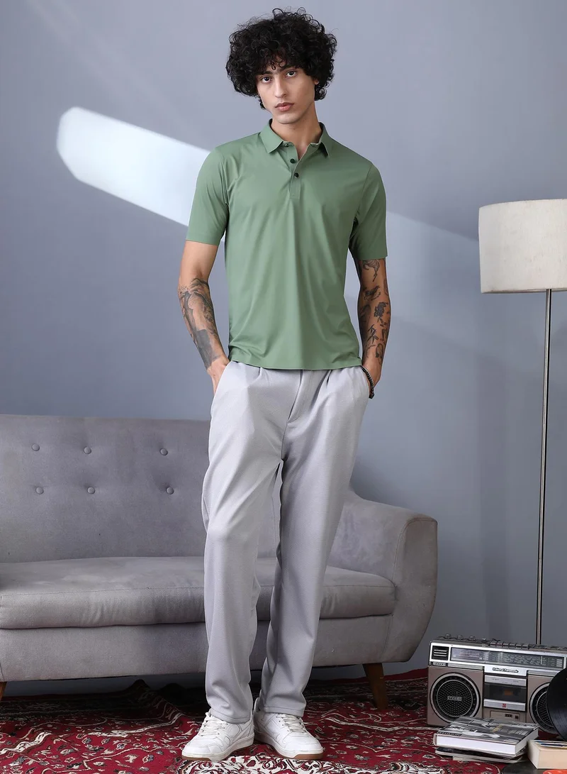 Campus Sutra  Men's Cloud Grey Micro-Waffle Straight Trousers For Casual Wear | Mid-Rise | Straight Fit | Drawstring Closure | Trousers Crafted With Comfort Fit For Everyday Wear for Men | Best Price UAE