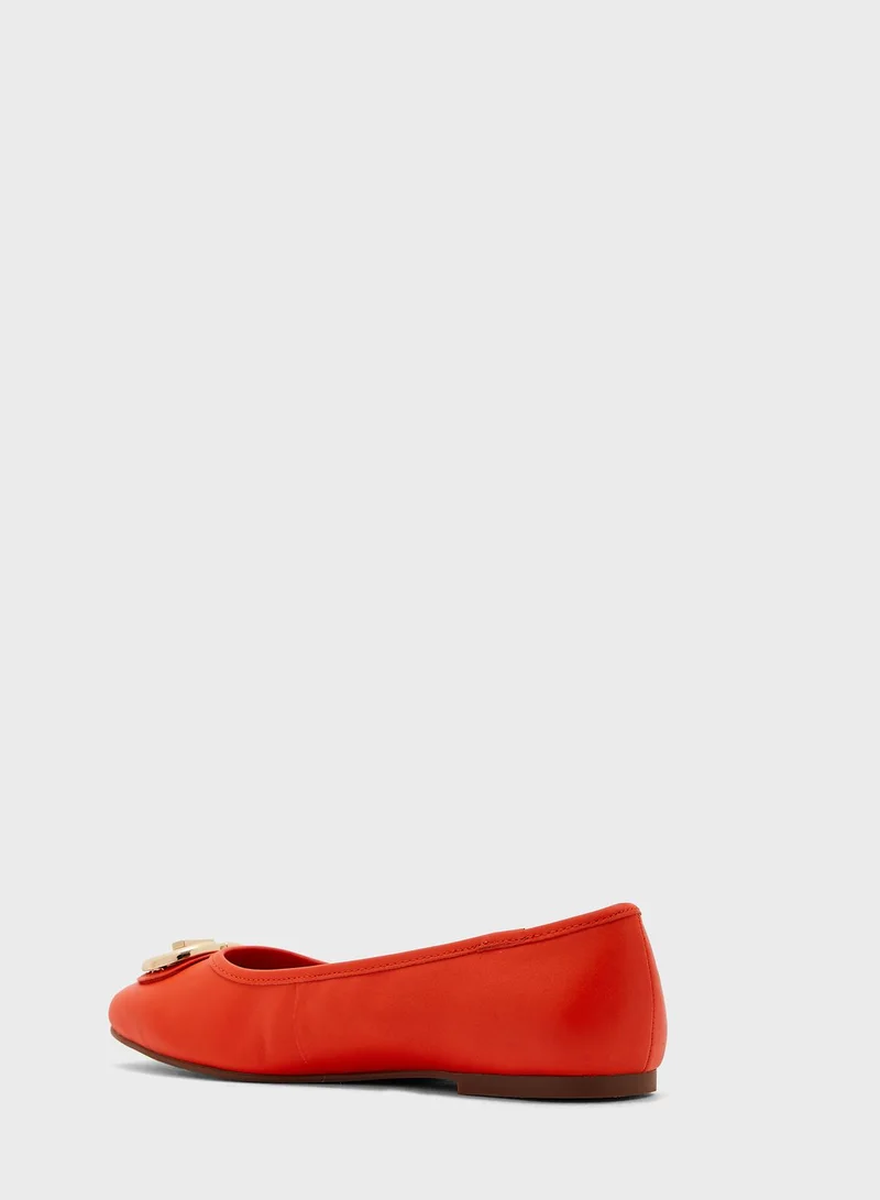 ALDO Courbe Ballerinas