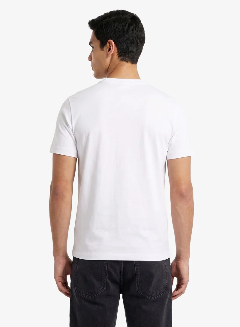 CALVIN KLEIN Fade Logo Crew Neck T-Shirt