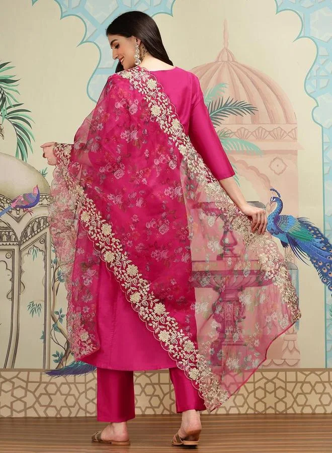 ISHIN Ishin Solid Kurta with Trousers and Dupatta Set