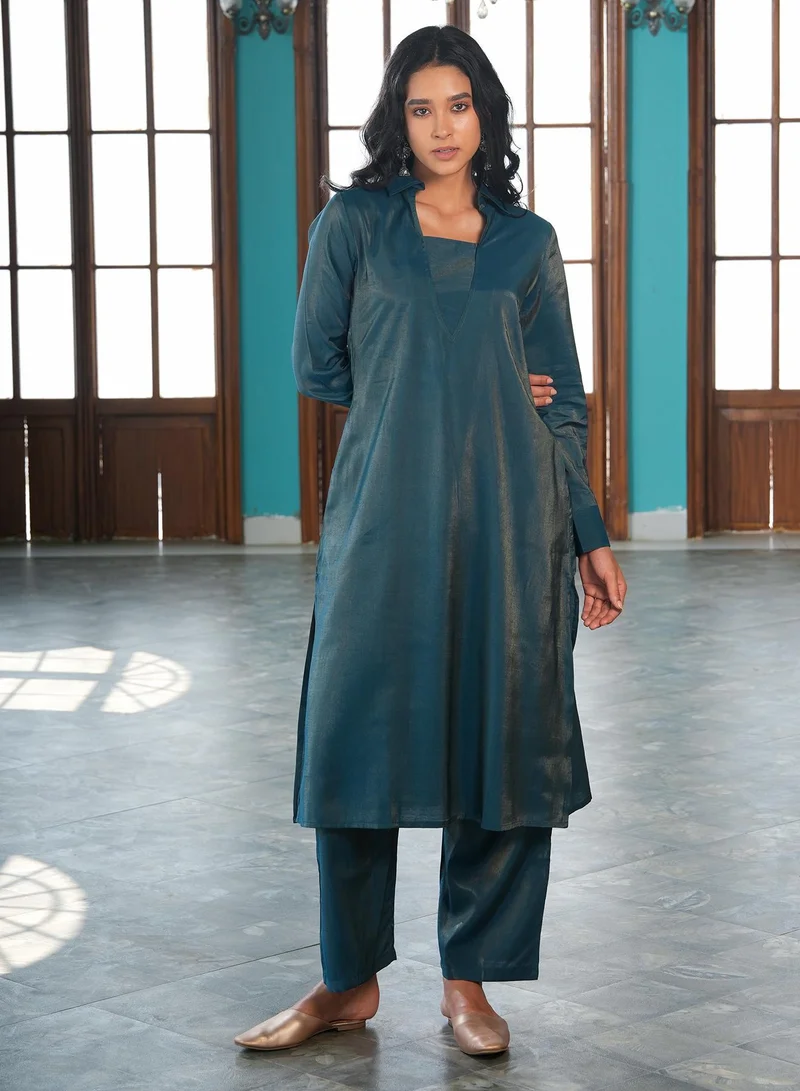  قصة طقم كورتا نسائي أزرق بحري