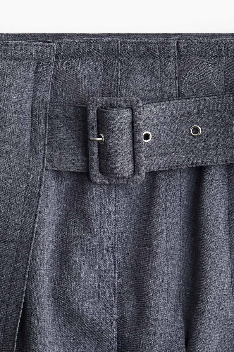 H&M Pleated A-line skirt